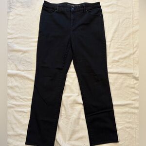 Chico’s Sz 2.5=14, So Slimming Black Jeans